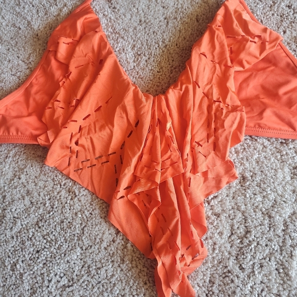 L*Space Bikini Top Size Large - Picture 2 of 4